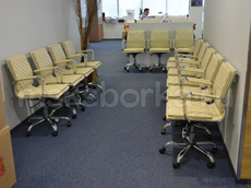 13 офисных кресел Бюрократ CH-991-Low/Ivory для руководителей